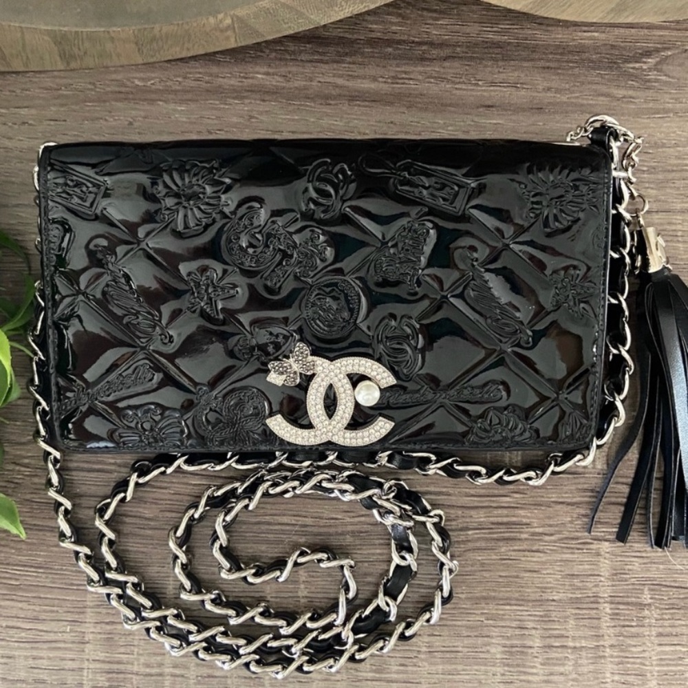 CHANEL Charms WOC Crossbody 7”x4.5”Black Patent Leather Pearl CC